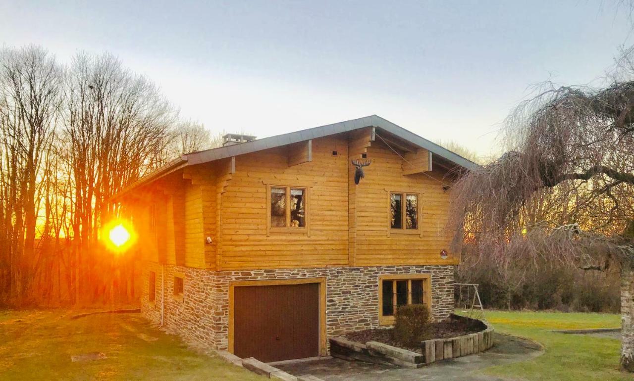 Chalet De Charme Rochehaut Exterior photo